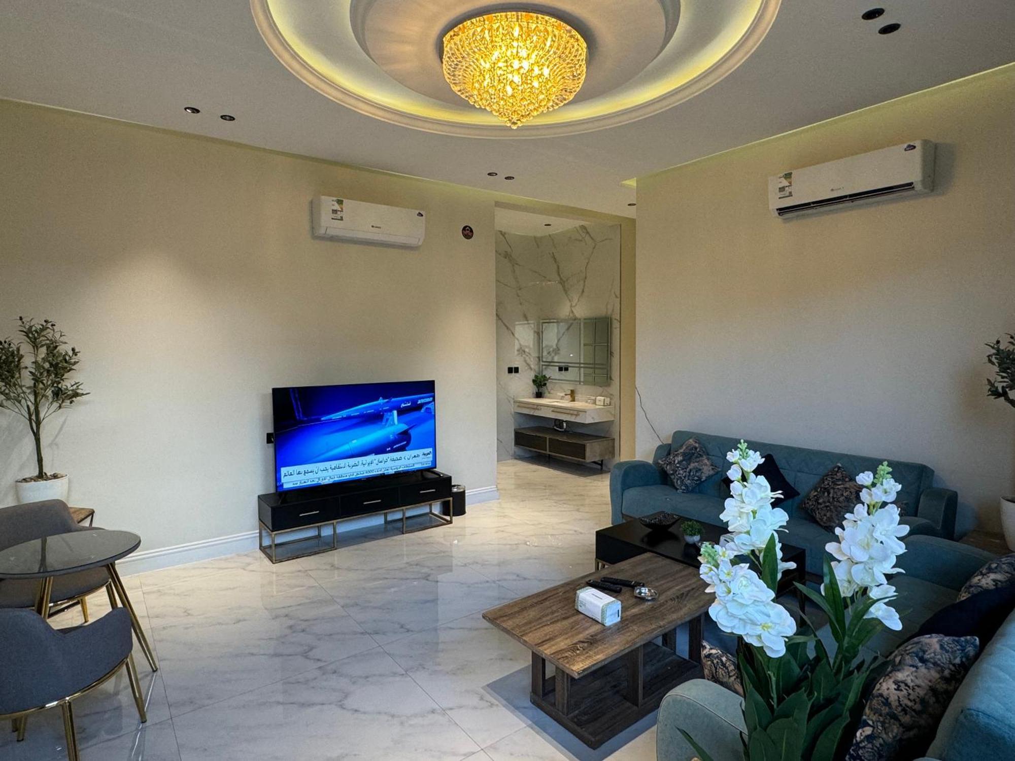 ارضية فاخرة ٣ غرف وصالة دخول ذاتي ٧ Apartment Riyadh